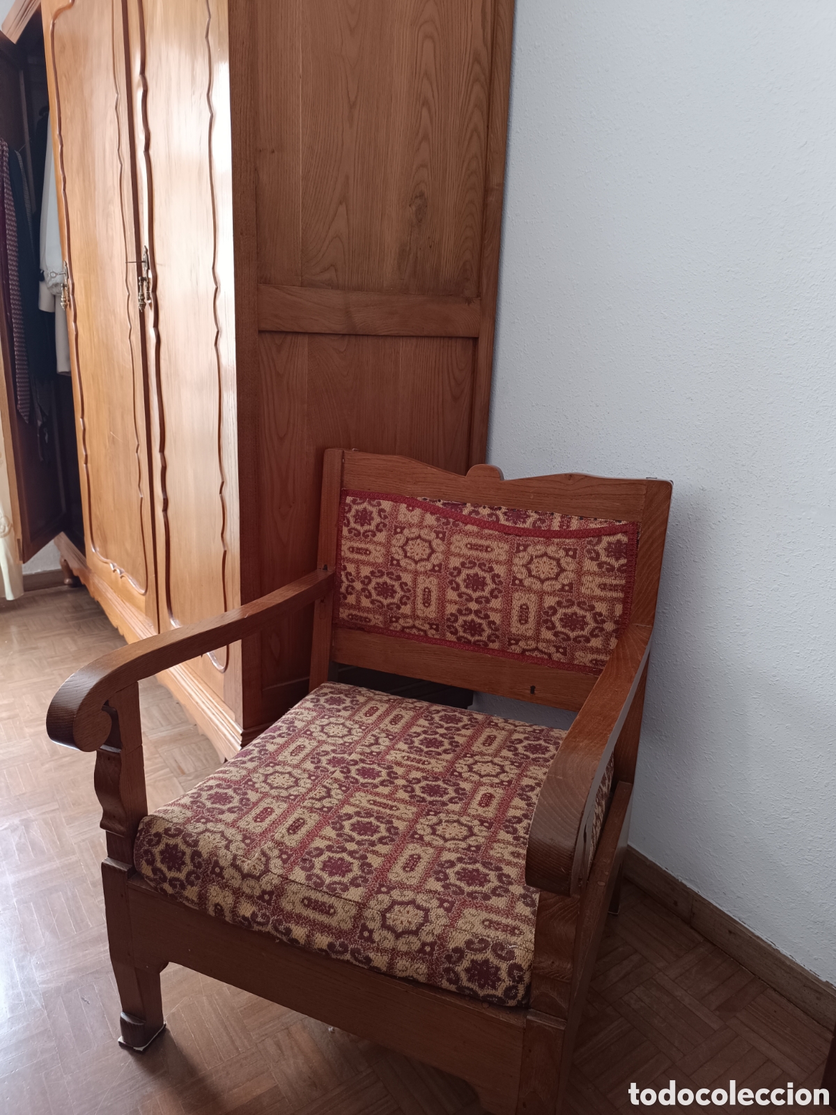 Antig&uuml;edades: Sill&oacute;n antiguo madera casta&ntilde;o - Foto 3