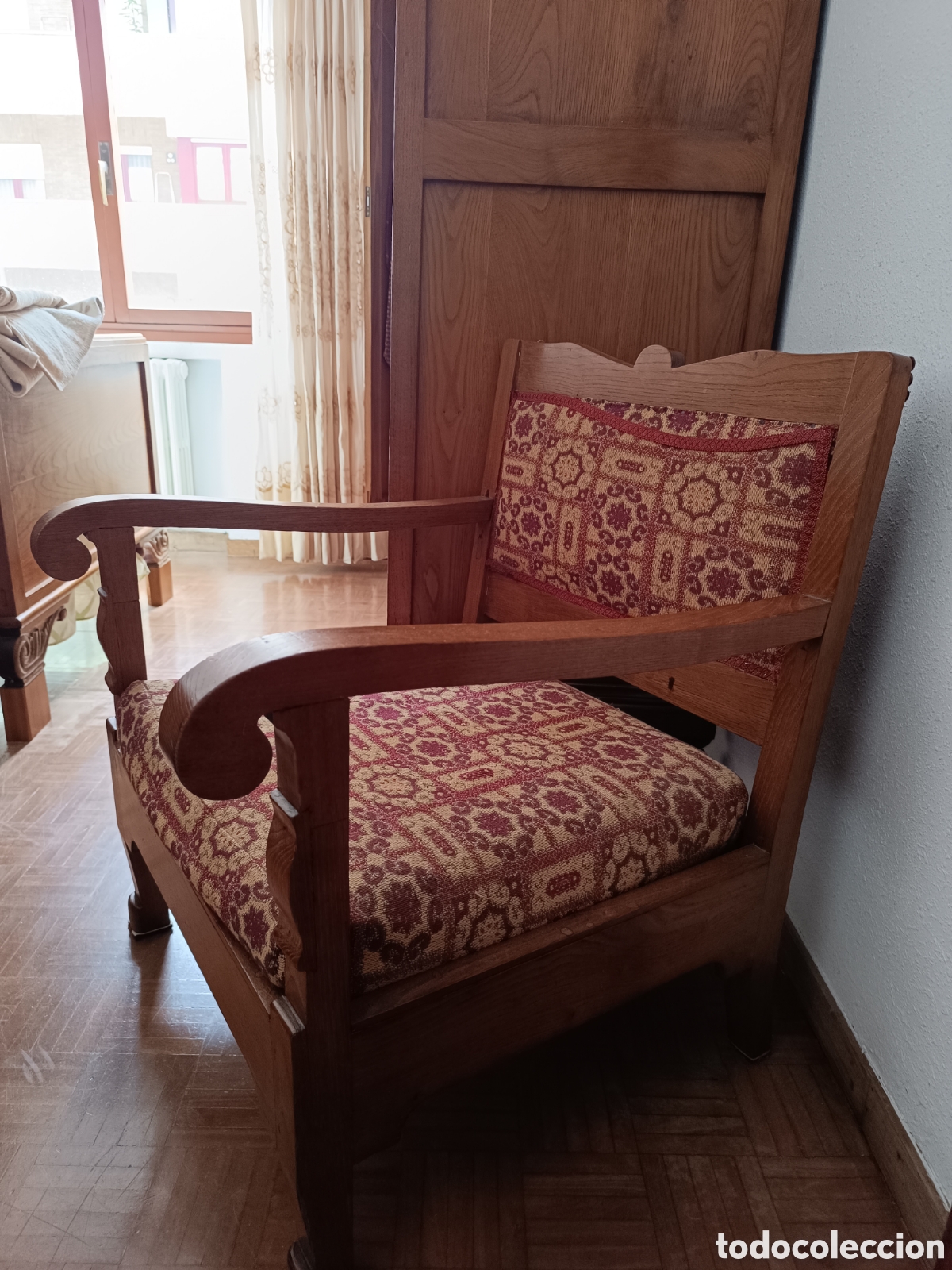 Antig&uuml;edades: Sill&oacute;n antiguo madera casta&ntilde;o - Foto 4
