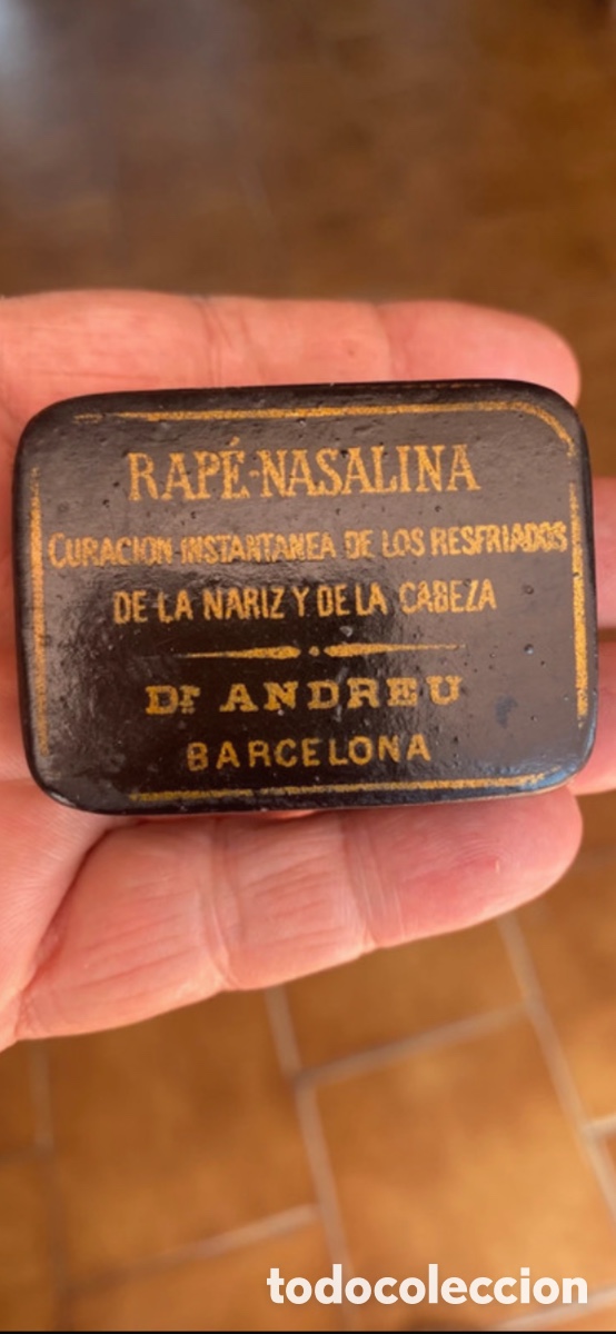 Antig&uuml;edades: Cajita antigua datada entre los a&ntilde;os 1920 y 1930