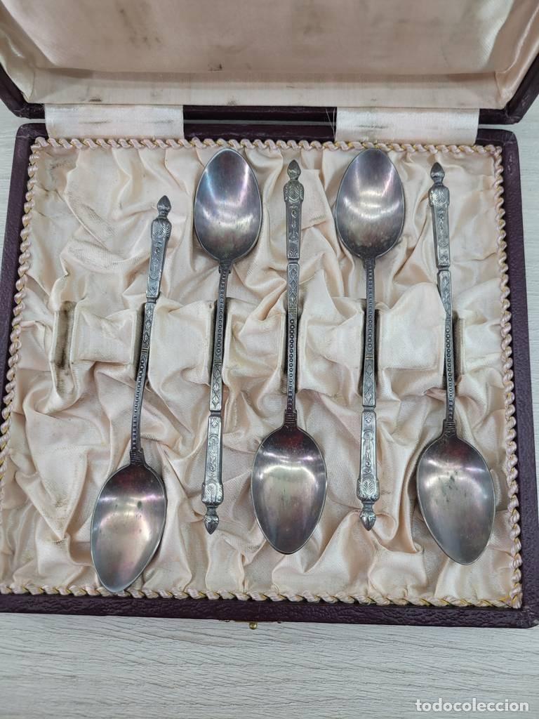 Antig&uuml;edades: ESTUCHE DE CUCHARAS SOPERAS - Foto 3