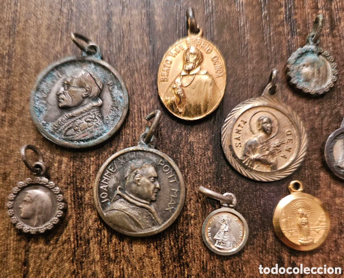 Antig&uuml;edades: LOTE MEDALLAS RELIGIOSAS ANTIGUAS S. XIX y XX - S&aacute;bana Santa, Papas, Inmaculada y Beato -ENV&Iacute;O GRTIS