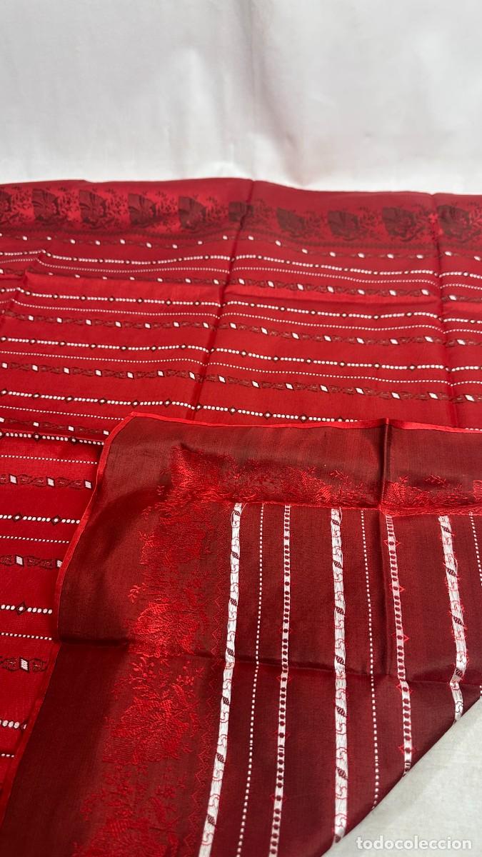 Antig&uuml;edades: Pa&ntilde;uelo rojo de seda - Foto 6