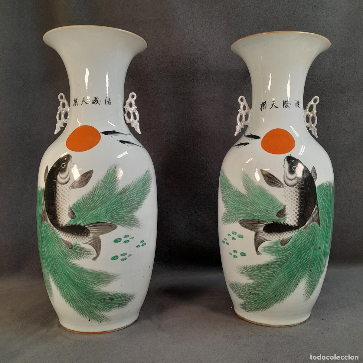 Antiquit&auml;ten: PAREJA DE JARRONES ORIENTALES EN PORCELANA PINTADA. FINALES DEL XIX
