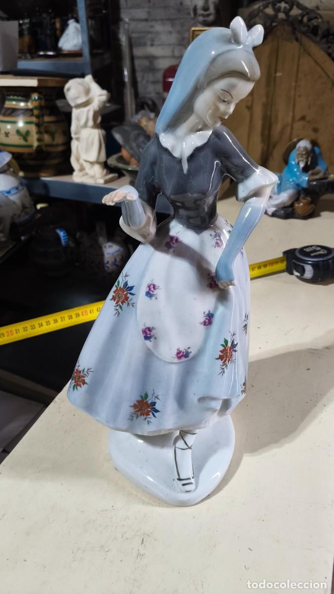 Antig&uuml;edades: Porcelaine fine Espagne style lladro