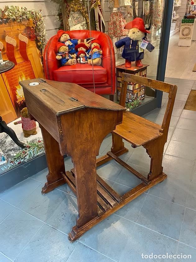 Antig&uuml;edades: Pupitre escolar antiguo de madera maciza &ndash; M&aacute;s de 100 a&ntilde;os