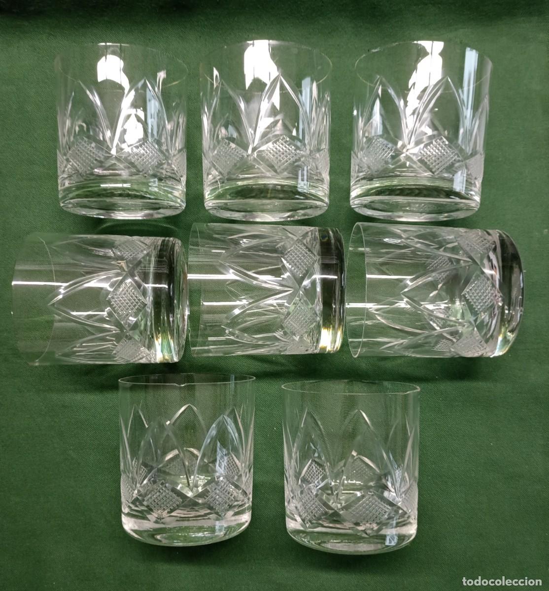Antig&uuml;edades: Ocho vasos whisky. Art Dec&oacute;. Cristal tallado.