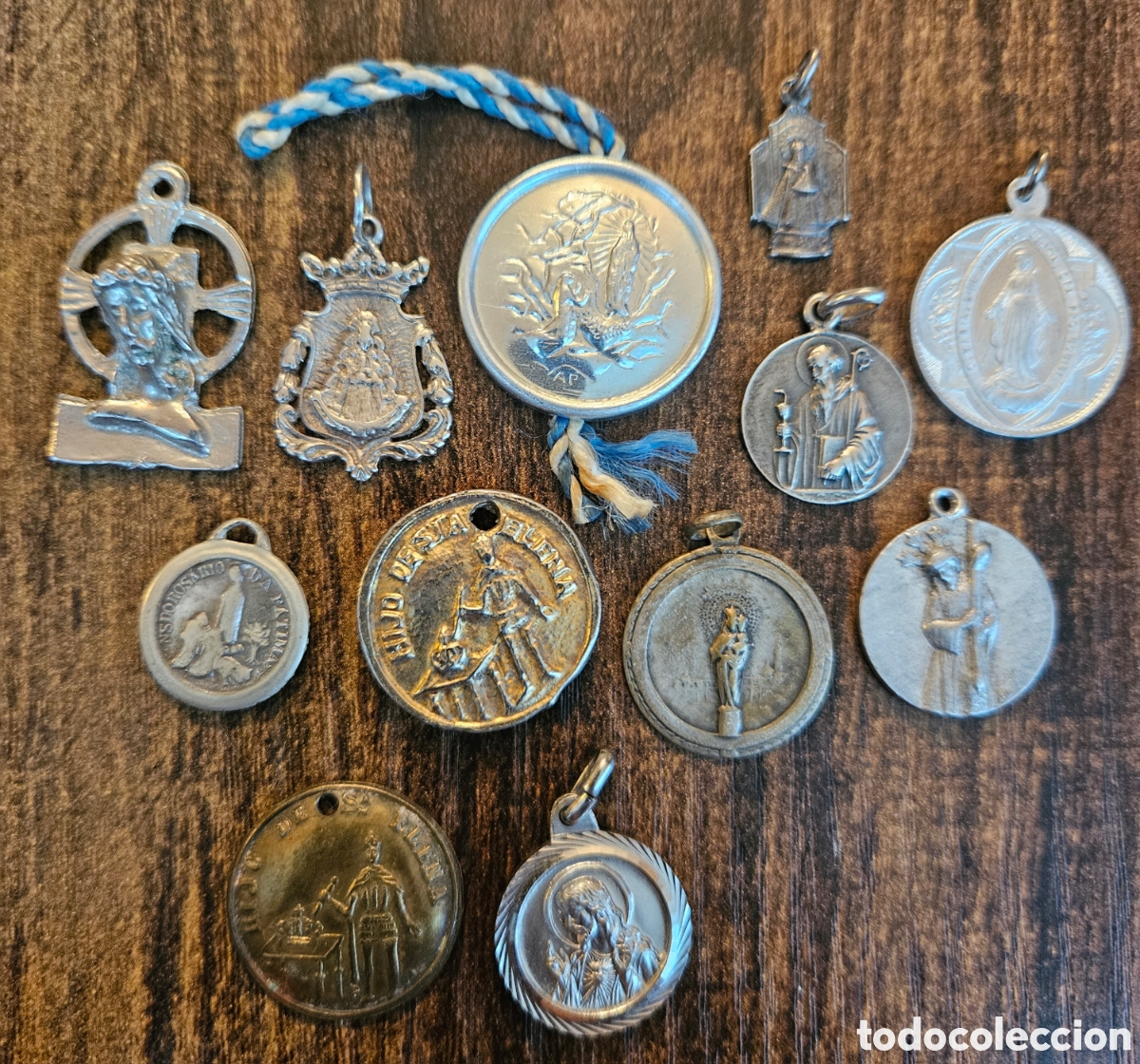 Antig&uuml;edades: LOTE 12 MEDALLAS ANTIGUAS Y RELICARIO AGUA SAGRADA LOURDES - SAN BENITO, SANTA ELENA - &iexcl;ENV&Iacute;O GRATIS