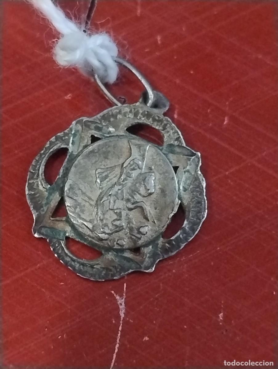 Antig&uuml;edades: Antigua medalla recuerdo de Santiago Unos 1,50 cm de di&aacute;metro