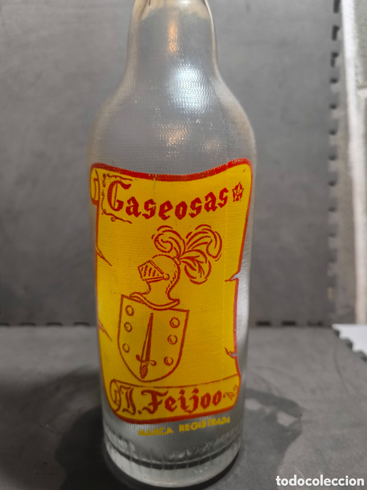 Antig&uuml;edades: Botella antigua de gaseosa