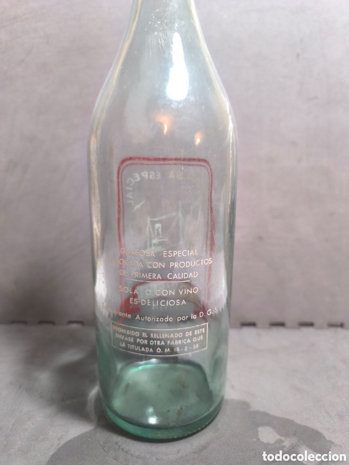 Antig&uuml;edades: Botella antigua de gaseosa - Foto 2
