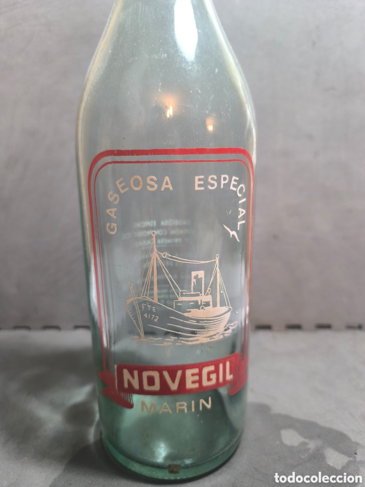 Antig&uuml;edades: Botella antigua de gaseosa