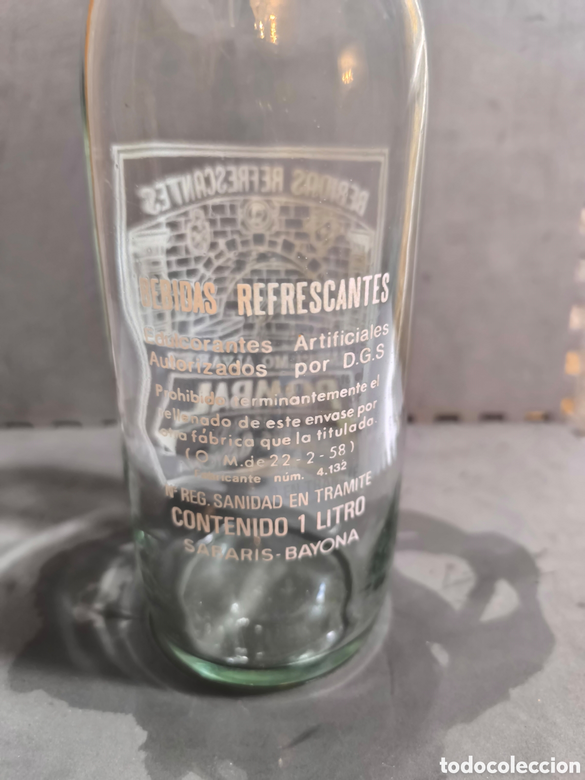 Antig&uuml;edades: Botella antigua de gaseosa - Foto 2