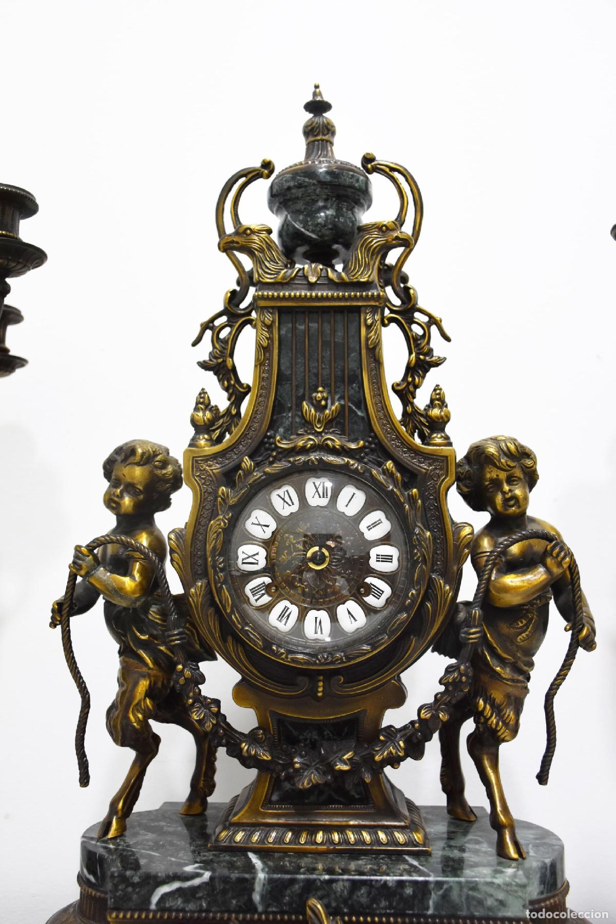 Antig&uuml;edades: Guarnicion reloj y candelabros bronce y marmol - Foto 4