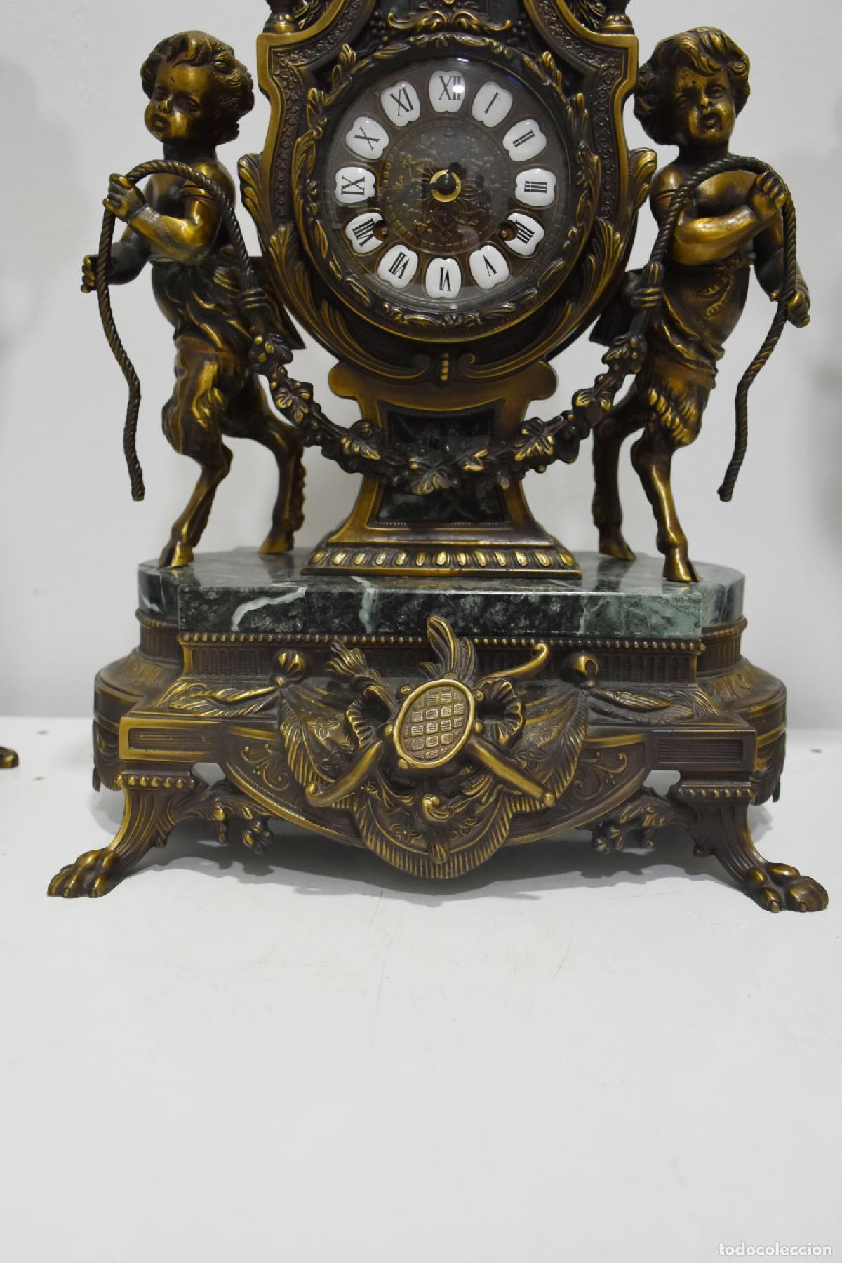 Antig&uuml;edades: Guarnicion reloj y candelabros bronce y marmol - Foto 5