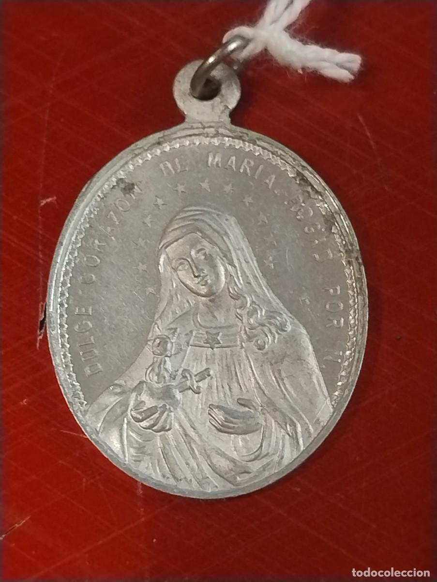 Antig&uuml;edades: Antigua medalla Sagrado Coraz&oacute;n de Mar&iacute;a y de Jes&uacute;s. 3 x 2,50 cm