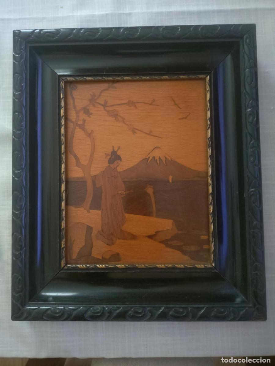 Antig&uuml;edades: Intarsia japonesa en marco de madera geisha Fuji