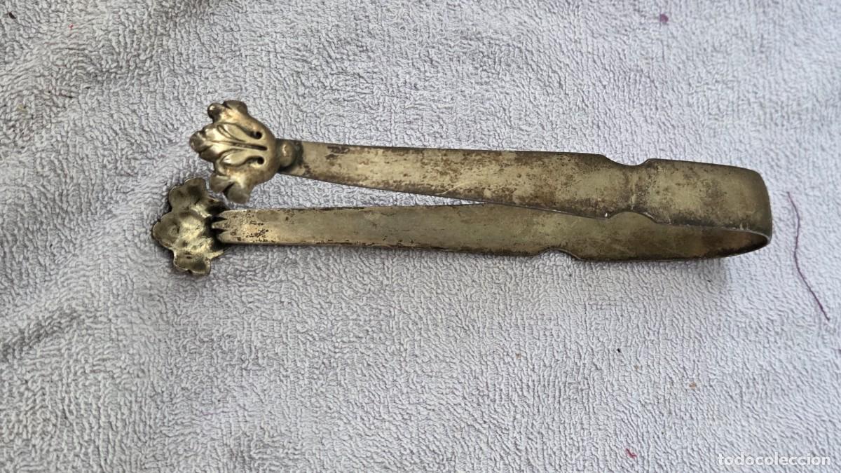 Antig&uuml;edades: pinzas de alpaca antigua