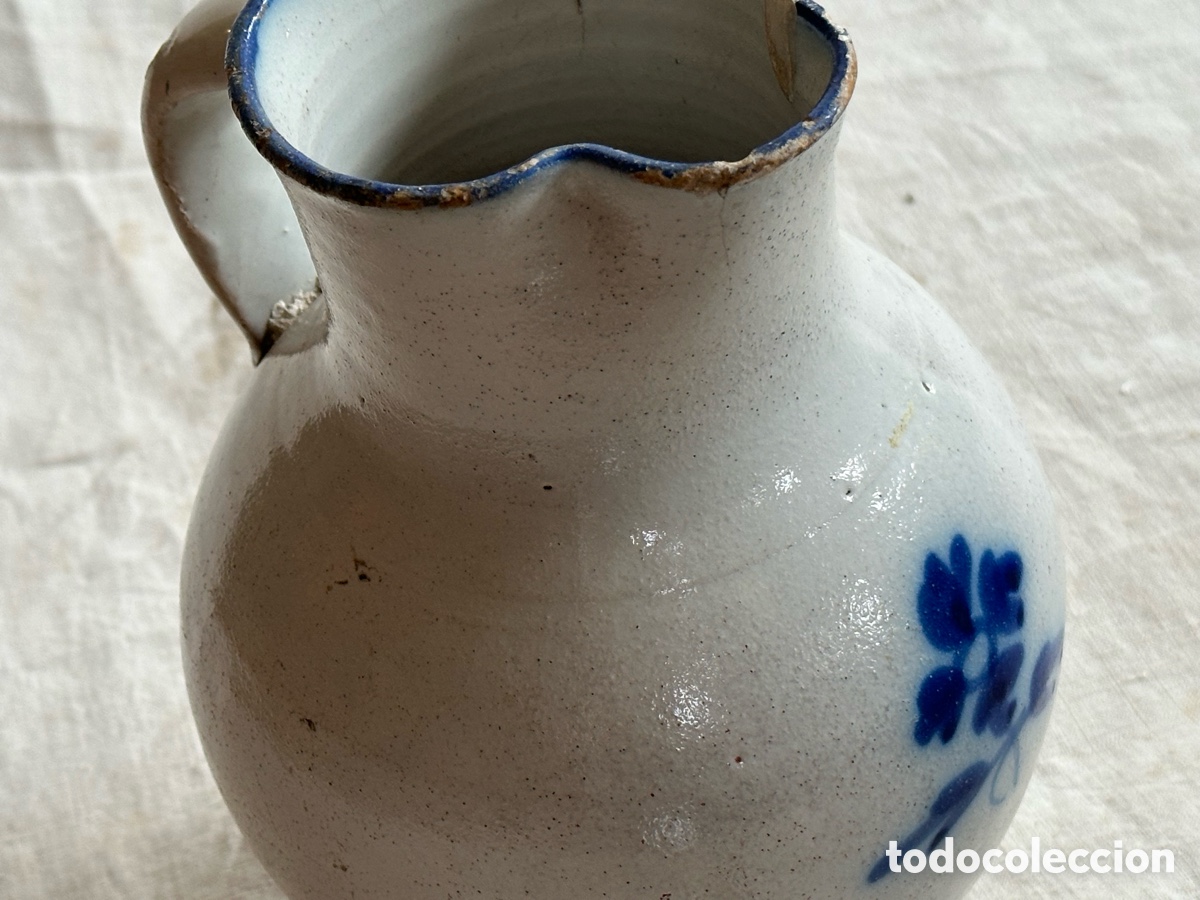 Antig&uuml;edades: Jarra antigua serie Alcore&ntilde;a del ramito azul, s.XIX cer&aacute;mica de Talavera. Ruiz de Luna?