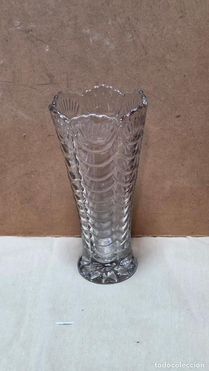 Antig&uuml;edades: jarron de cristal antiguo - Foto 2