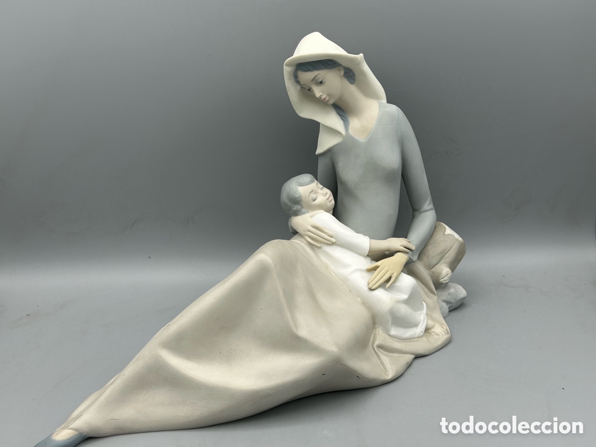 Antiques: REF: 01010131.06 &ldquo;DORMIDO EN SU REGAZO&rdquo; LLADR&Oacute;