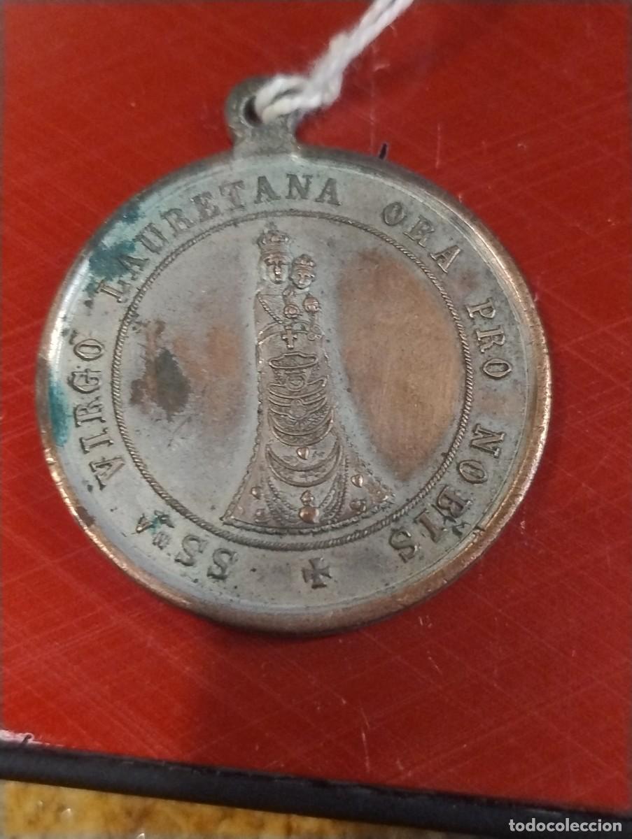 Antig&uuml;edades: Curiosa medalla S.s. virgo lauretana ora pro Nobis. R. Erecto Canon 1883 Unos 3 cm de di&aacute;metro.
