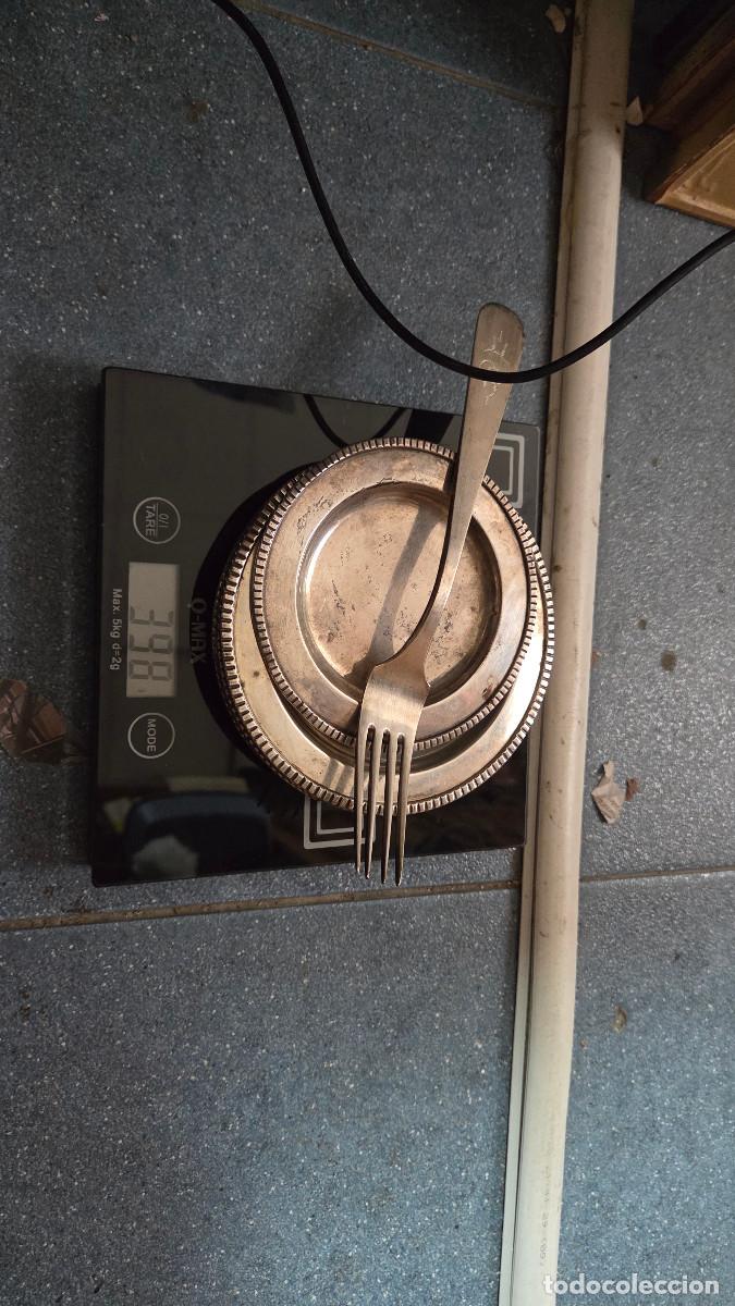 Antig&uuml;edades: platos de platas y tenedor 398 gramos