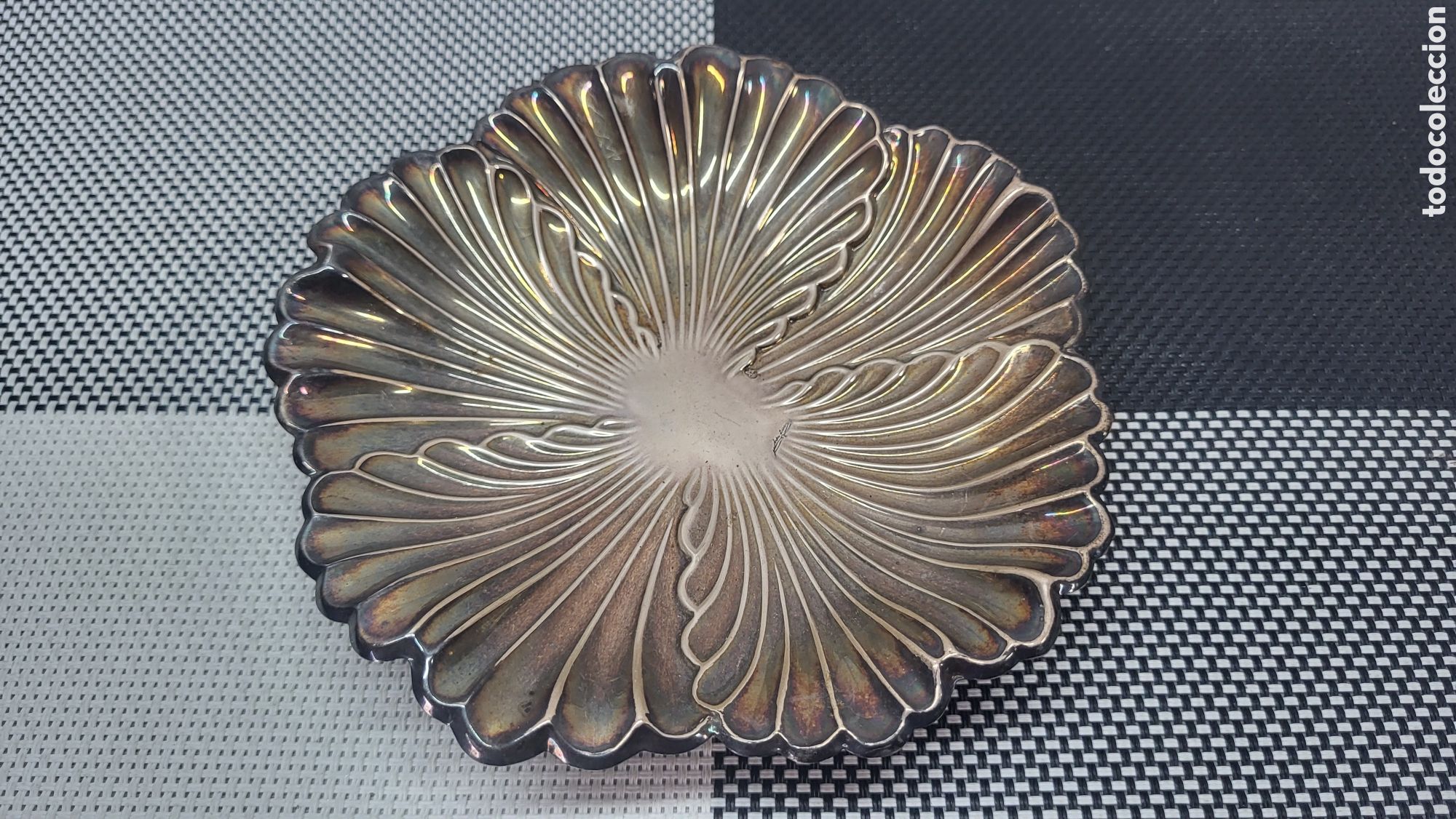 Antig&uuml;edades: Plato decorativo plata firmado y selado estrella David