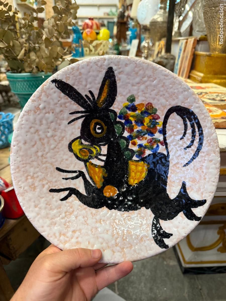 Antig&uuml;edades: PLATO DE CERAMICA Y PINTADO A MANO - MEDIDA 25 CM