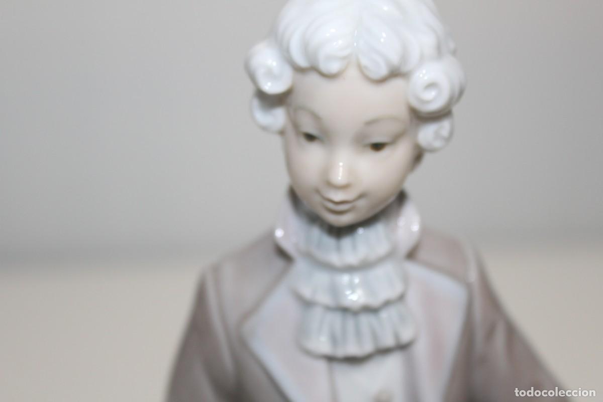 Antig&uuml;edades: ANTIGUA FIGURA DE LLADRO - PRESENTA DEFECTO - Foto 6