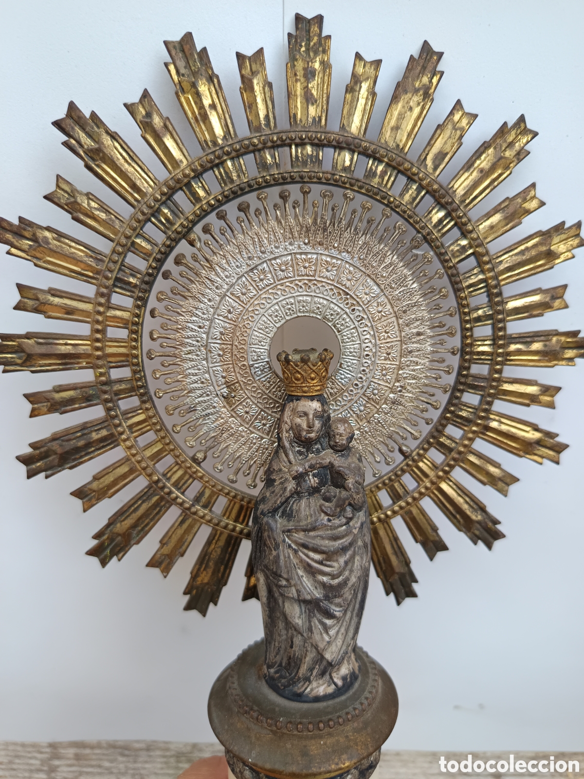 Antig&uuml;edades: Virgen del Pilar , 14 cm resplandor, 32 cm altura, con corona en miniatura