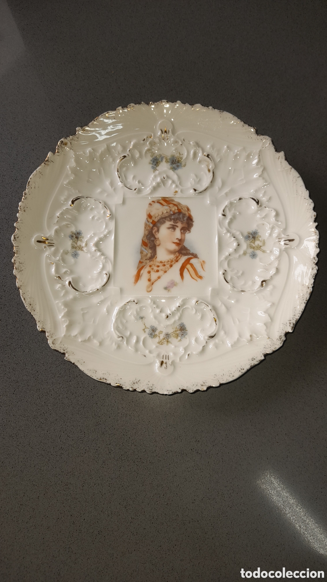 Antig&uuml;edades: Antiguo plato figura rom&aacute;ntica