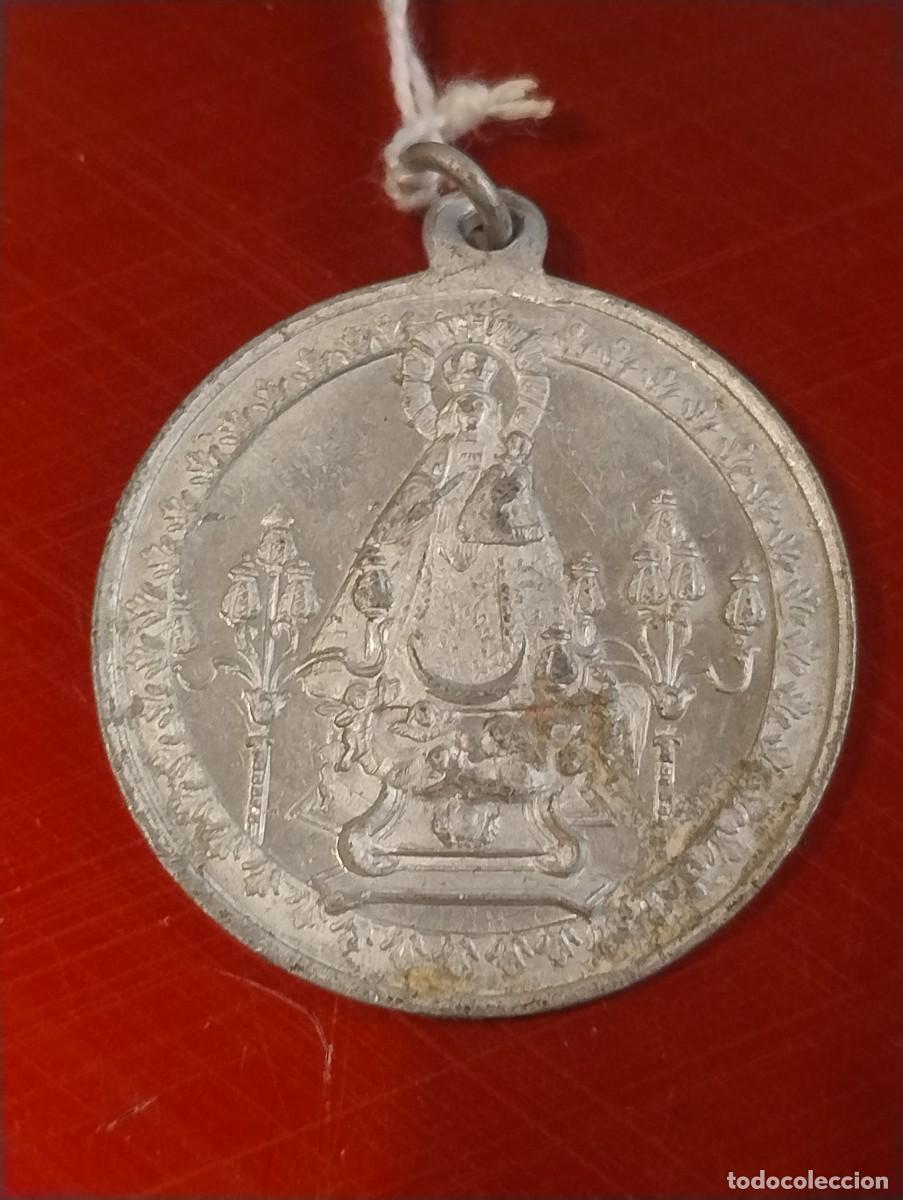 Antig&uuml;edades: Bonita medalla de la Virgen de Gracia Patrona de Puertollano. Ciudad Real. Unos 3,50 cm di&aacute;metro