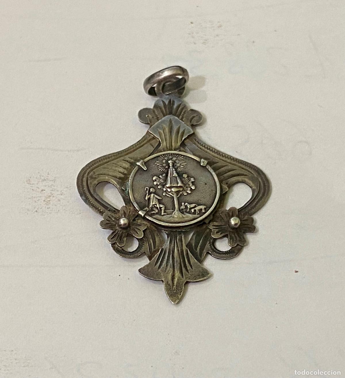 Antig&uuml;edades: antigua medalla colgante de plata virgen - N.S. DE AGRES