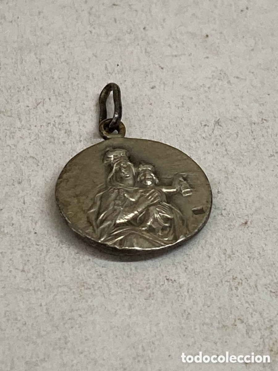 Antig&uuml;edades: Medalla de plata religiosa C660 - Foto 2