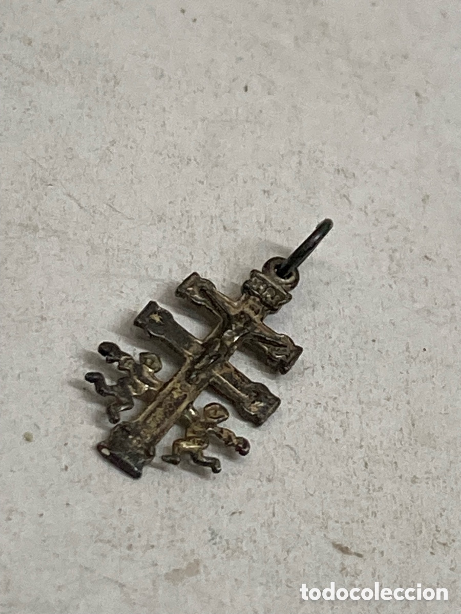 Antig&uuml;edades: Cruz de plata religiosa C660