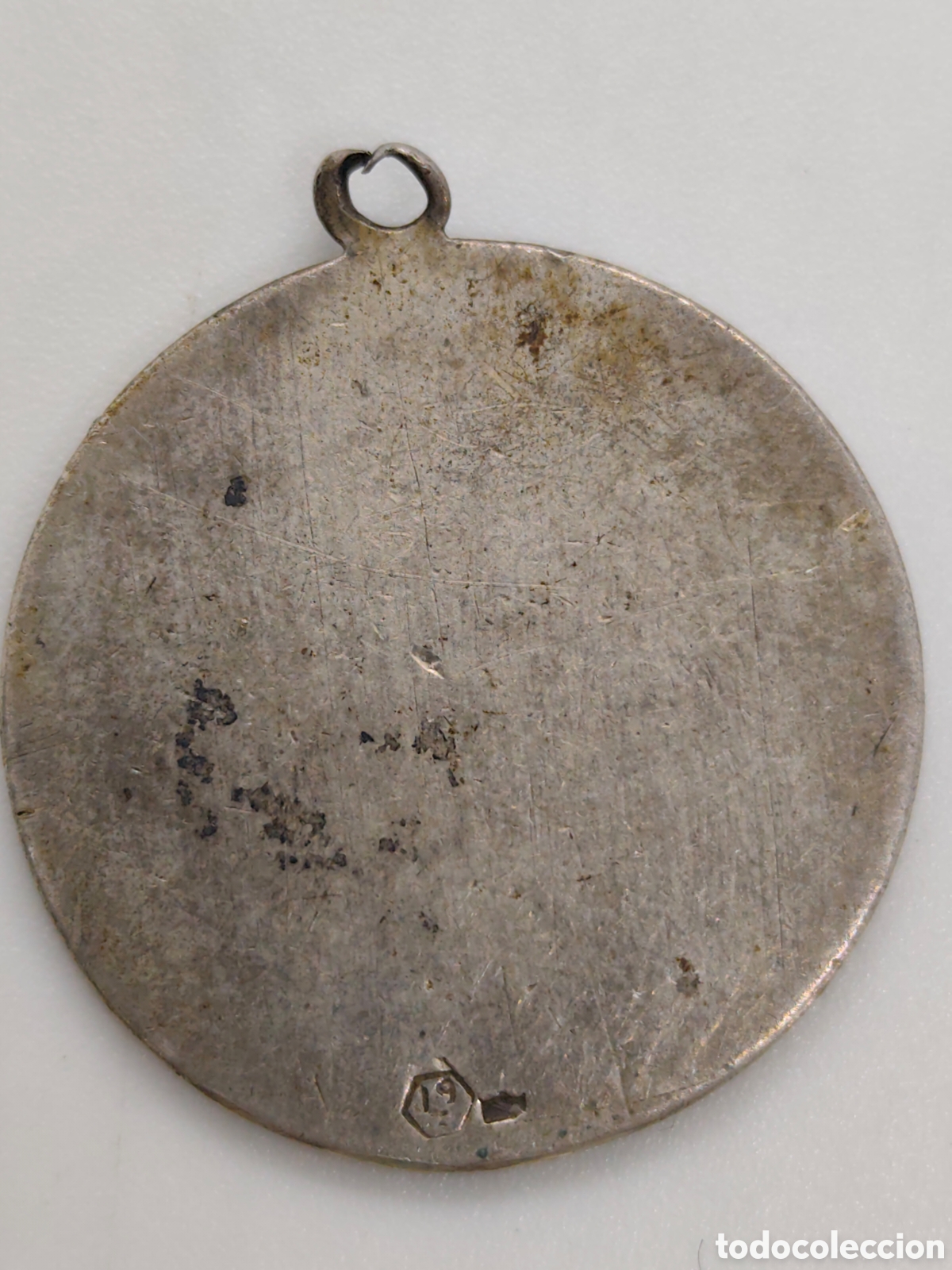 Antig&uuml;edades: Medalla religiosa de plata de ley - Foto 2