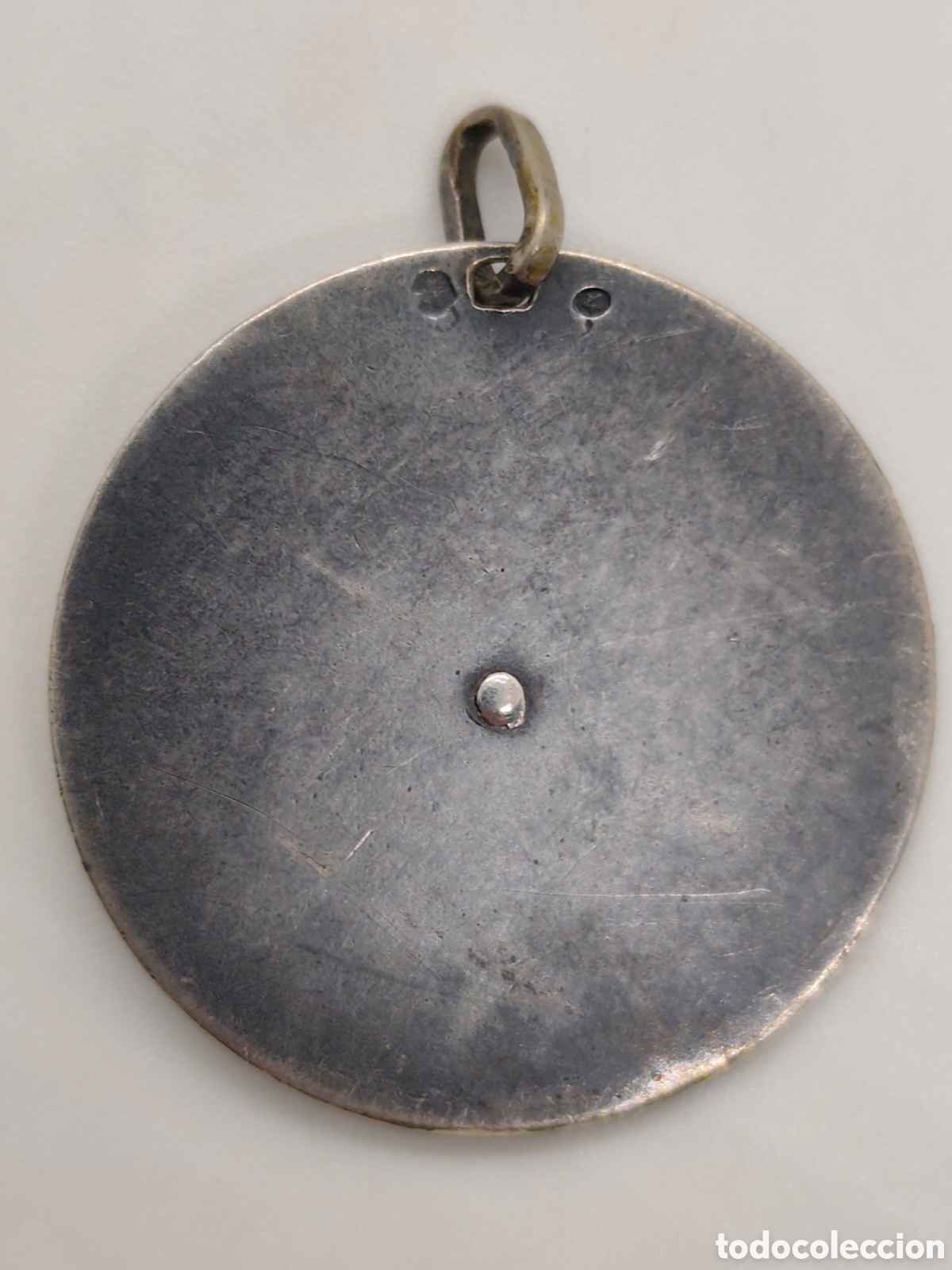 Antig&uuml;edades: Medalla religiosa de plata de ley - Foto 2
