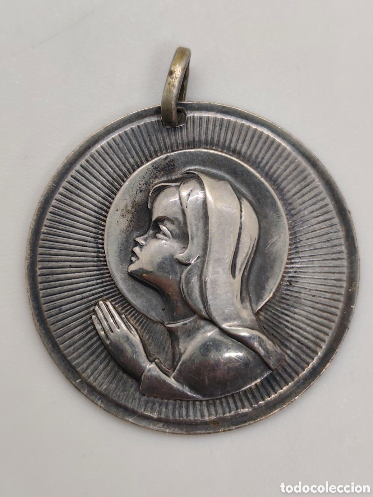 Antig&uuml;edades: Medalla religiosa de plata de ley - Foto 1