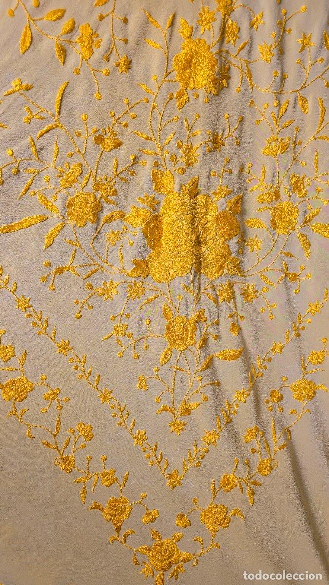 Antig&uuml;edades: Mant&oacute;n Manila Seda Bordado a Mano Amarillo