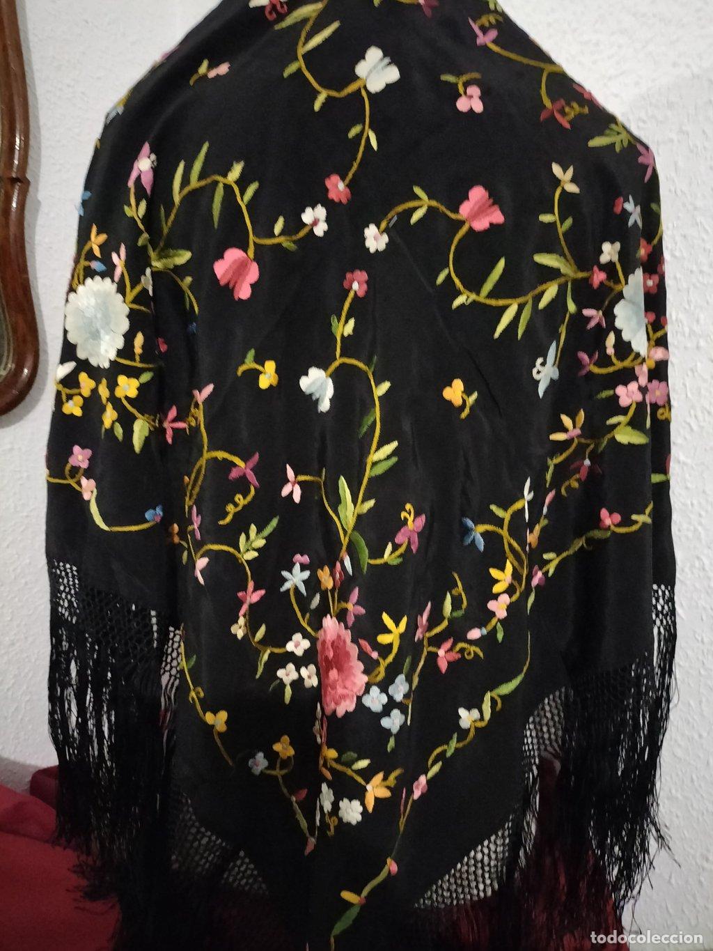Antig&uuml;edades: Mantoncillo antiguo mant&oacute;n de talle aprox 1940