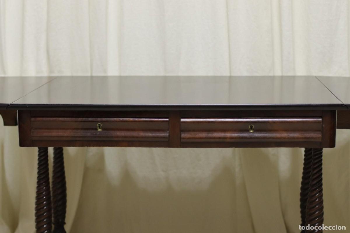 Antig&uuml;edades: Mesa Victoriana de caoba - Foto 5
