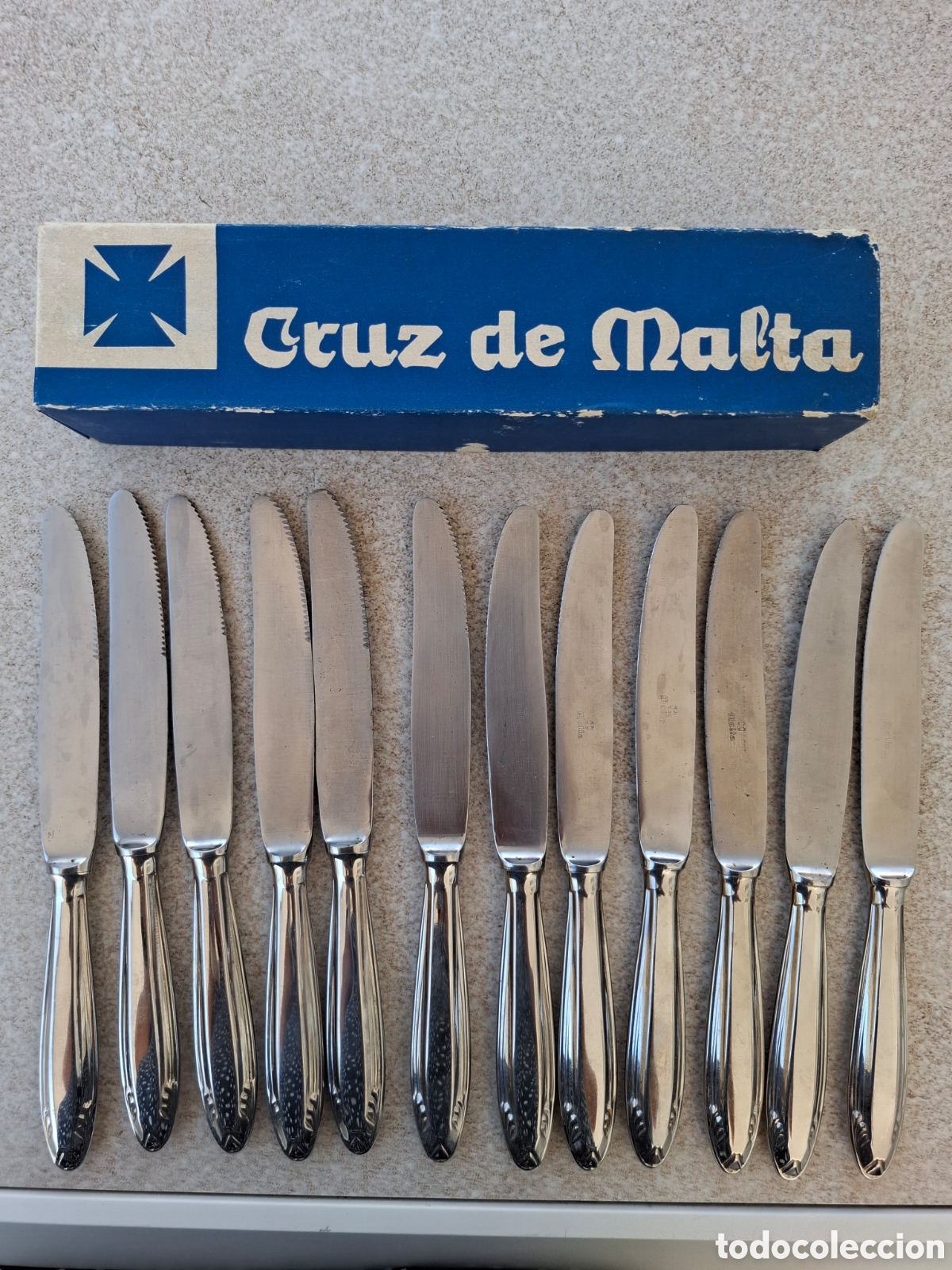 Antig&uuml;edades: Cuchillos de mesa Cruz de Malta