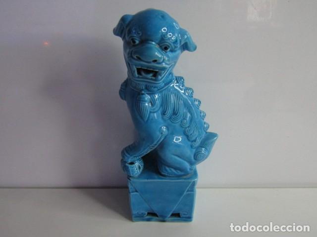 Antig&uuml;edades: PRECIOSO PERRO LEON FU FOO DE 21 CM - Foto 2