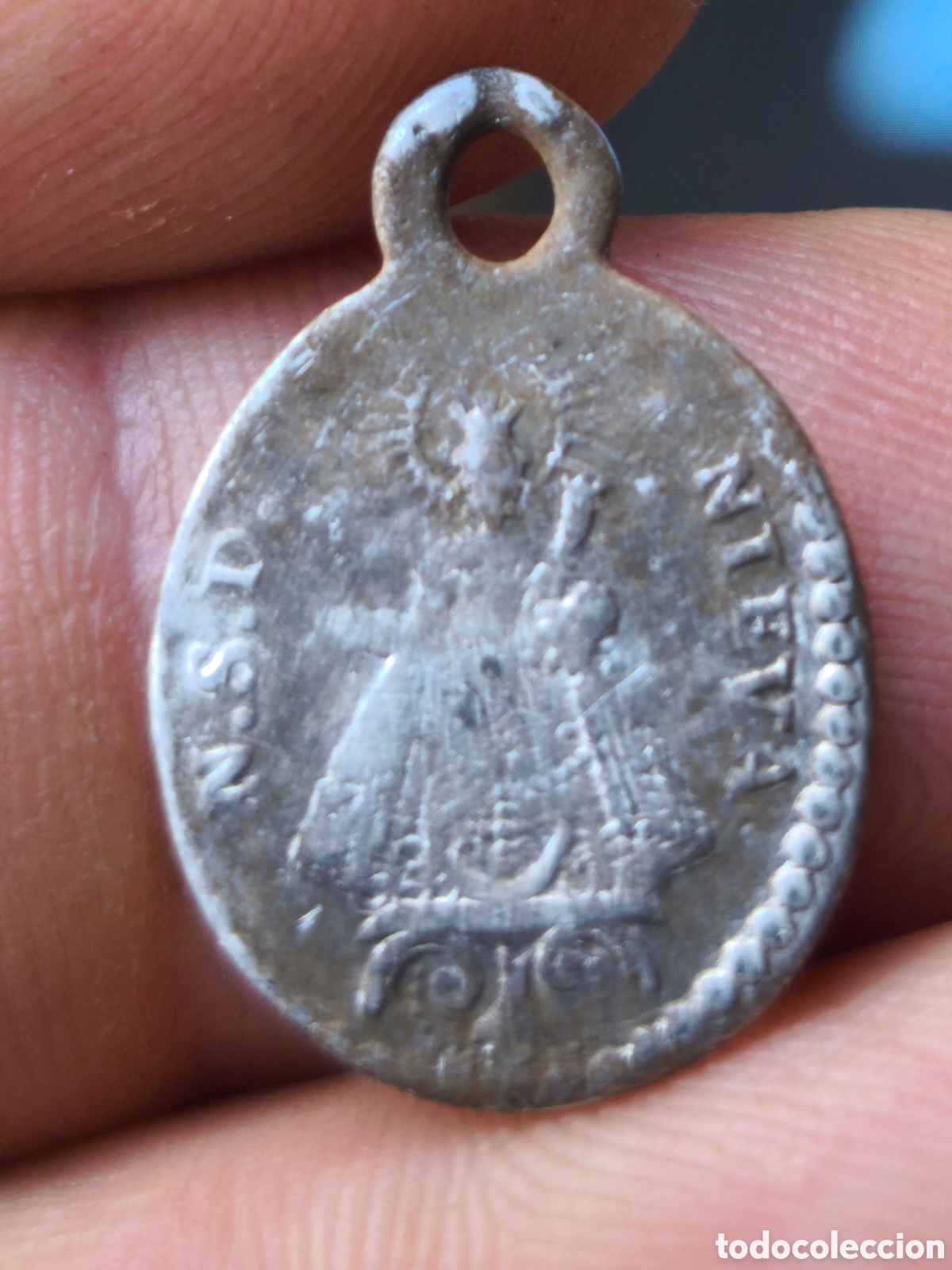 Antig&uuml;edades: Medalla Virgen de Nieva plata Segovia