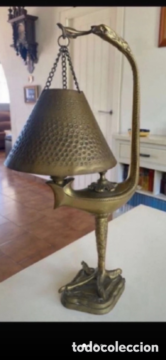 Antig&uuml;edades: L&aacute;mpara antigua de sobremesa