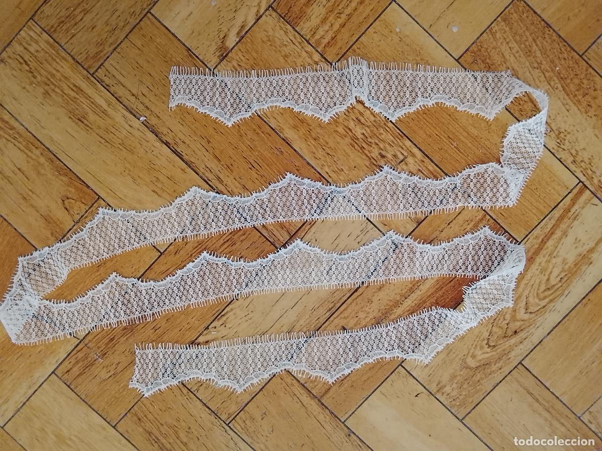 Antig&uuml;edades: antiguo estrecho encaje puntilla blonda para tocado de peque&ntilde;a virgen de vestir ,semana santa 148 cm