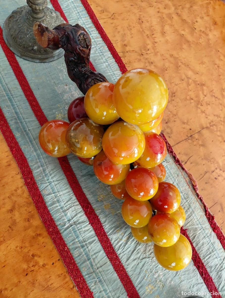 Antig&uuml;edades: Enorme racimo de uvas en alabastro. Piedra - Foto 5