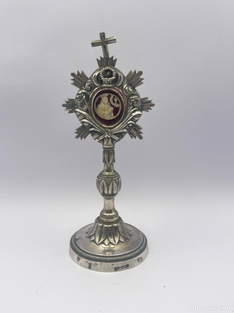 Antig&uuml;edades: RELICARIO DE PLATA DE SAN JULI&Aacute;N OBISPO DE CUENCA PUNZ&Oacute;N JUAN SERRANO BRIONES CUENCA S. XVIII