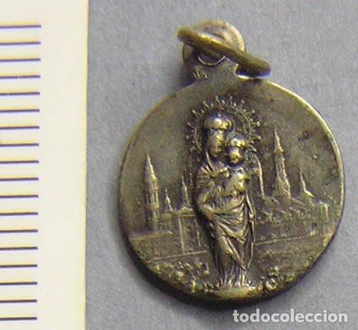 Antig&uuml;edades: MEDALLITA DE LA VIRGEN DEL PIKAR EN ANVERSO Y JESUCRISTO CRUCIFICADO EN EL REVERSO