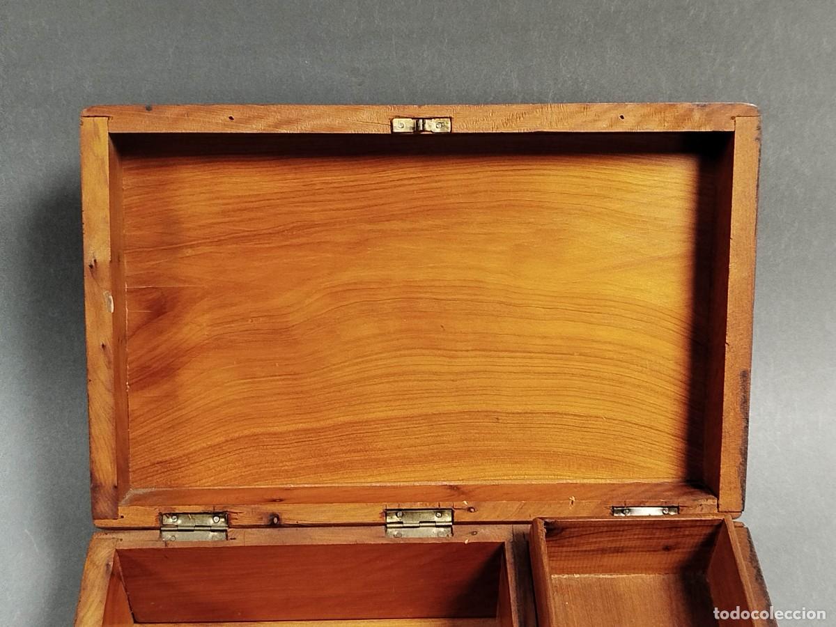 Antig&uuml;edades: CAJA DE MADERA DE TEKA CON MARQUETERIA - Foto 4